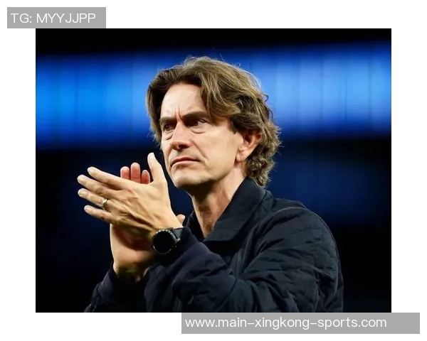 斯彭斯向弗兰克表达不满情绪唇语专家解读他暗示要辞职的背后原因